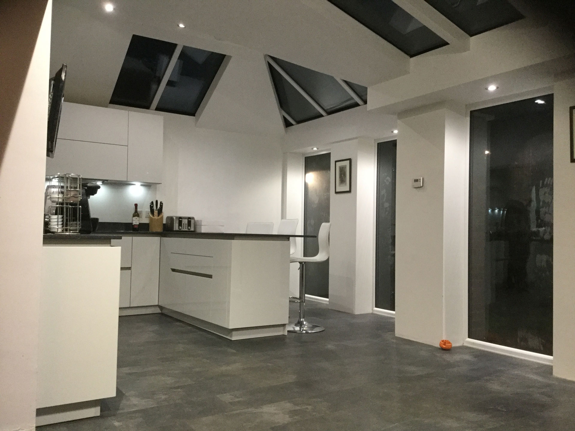5 Reasons Why A Glass Roof Extension Will Boost Your Property